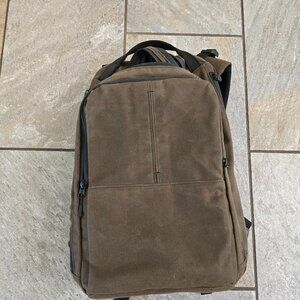 Triple Aught Design Axiom S2 WX Pack - Excellent Condition